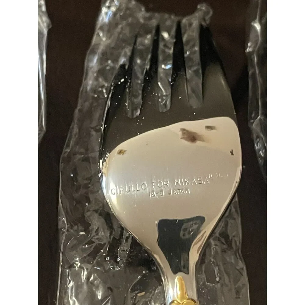 Mikasa Trapunto D’Oro Gold 5 Pc Place Setting Flatware Set 18/8 Japan NEW NOS